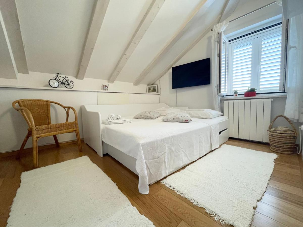 Holiday Residence Zvono Mlini Eksteriør bilde